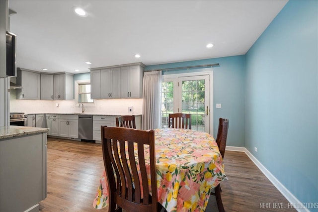 24106 W Pheasant Chase Dr, Plainfield, IL 60544 - dining area with wood finished floors and recessed lighting