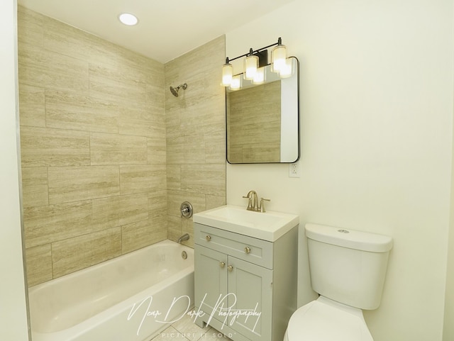 837 Wilcox Ave, Mundelein, IL 60060 - full bathroom featuring vanity, shower / bath combination, and tile patterned flooring