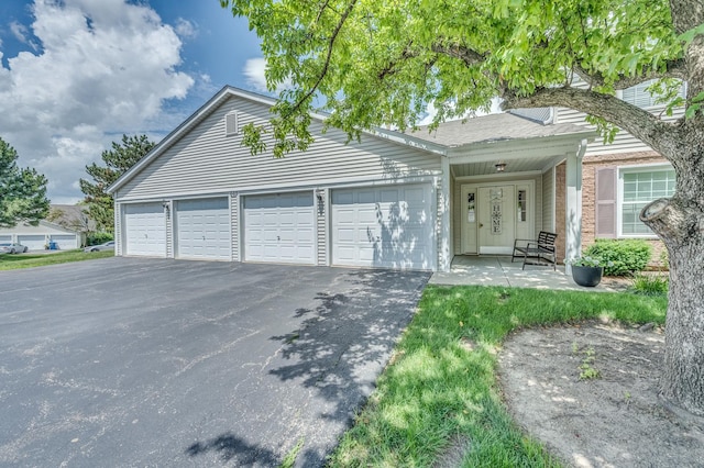665 Thorntree Ct Unit A-1, Bartlett, IL 60103 - photo 2