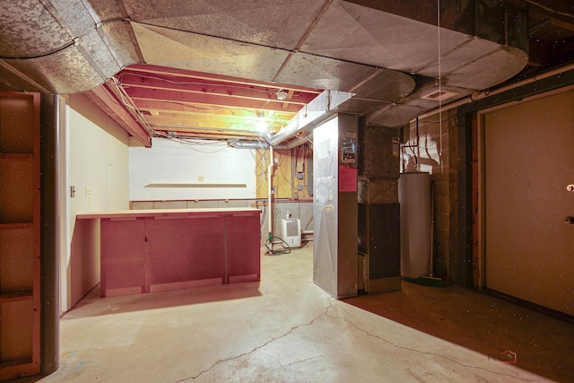 400 Seafarer Dr, Third Lake, IL 60030 - unfinished below grade area with gas water heater and heating unit