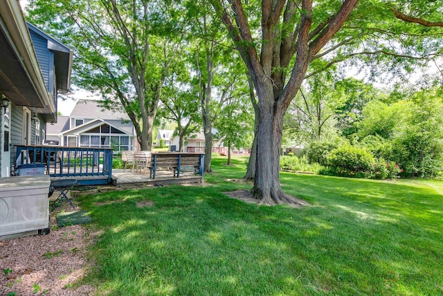 400 Seafarer Dr, Third Lake, IL 60030 - view of grassy yard featuring a wooden deck