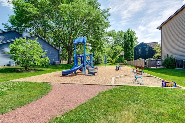 400 Seafarer Dr, Third Lake, IL 60030 - view of community jungle gym