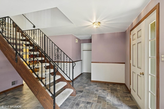 940 French Dr, Mundelein, IL 60060 - photo 2