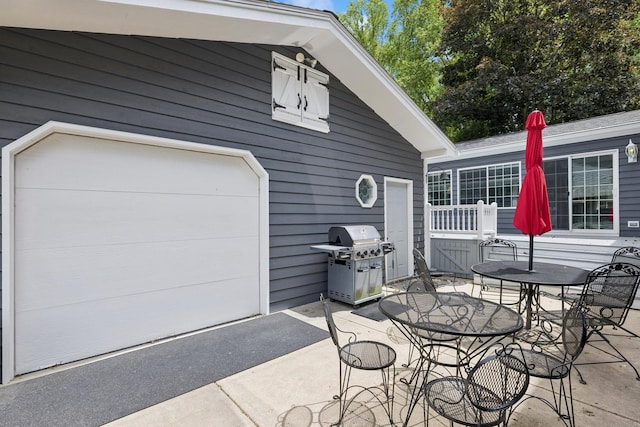 5618 Marietta Dr, Crystal Lake, IL 60014 - view of garage