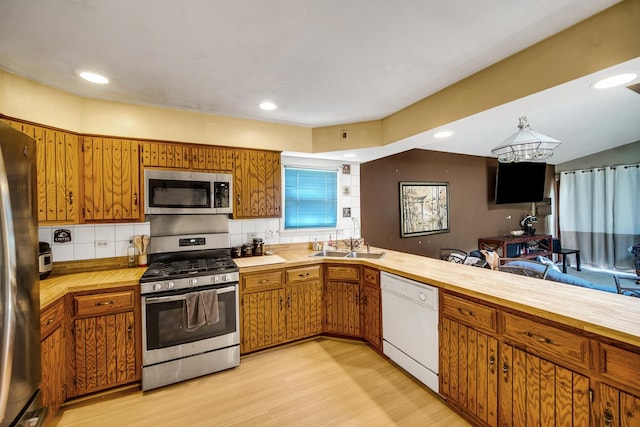 5640 Victoria Dr, Oak Forest, IL 60452 - photo 8