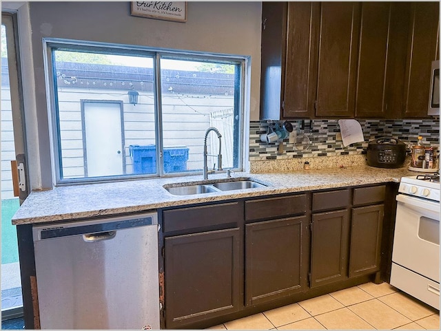 5540 Pebblebeach Dr, Hanover Park, IL 60133 - photo 10
