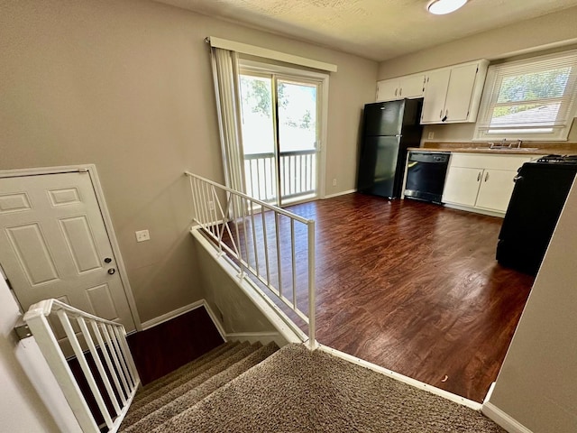 814 Surrey Dr, Streamwood, IL 60107 - photo 4