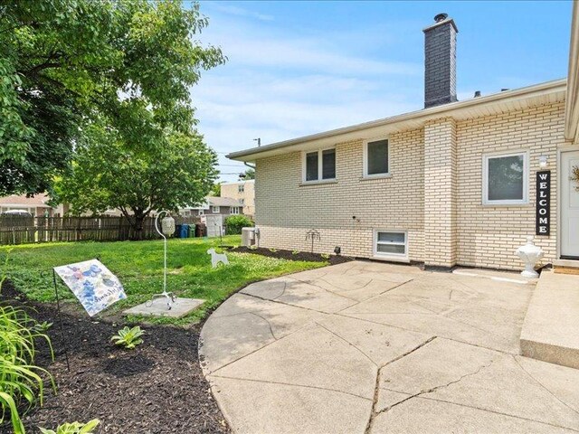 9526 S Kilbourn Ave, Oak Lawn, IL 60453 - photo 36