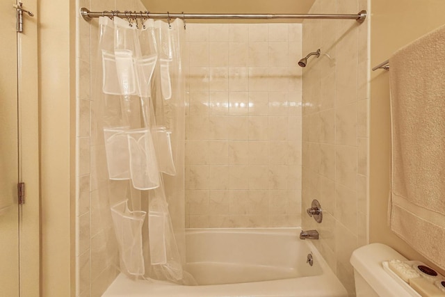 351 Kelburn Rd Unit 112, Deerfield, IL 60015 - bathroom featuring toilet and shower / bath combo