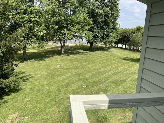 18367 US-150 Hwy, Bloomington, IL 61705 - view of green lawn