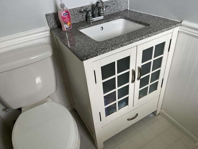 18367 US-150 Hwy, Bloomington, IL 61705 - bathroom with toilet and vanity