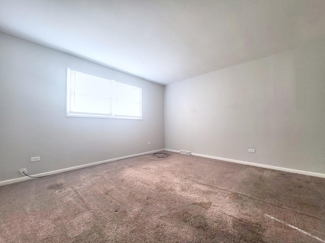 6037 Spring Ln, Matteson, IL 60443 - carpeted empty room featuring baseboards