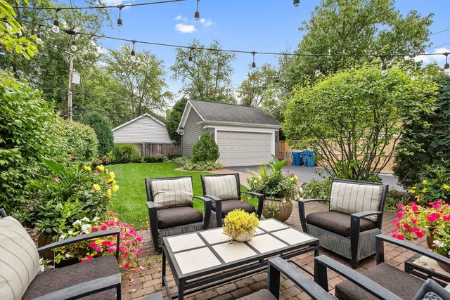 557 N Vine St, Hinsdale, IL 60521 - photo 26