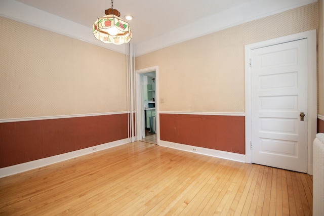 312 Home Ave, Oak Park, IL 60302 - empty room featuring hardwood / wood-style flooring and baseboards
