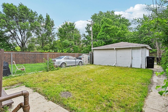 6225 S Wood St, Chicago, IL 60636 - view of yard with an outbuilding