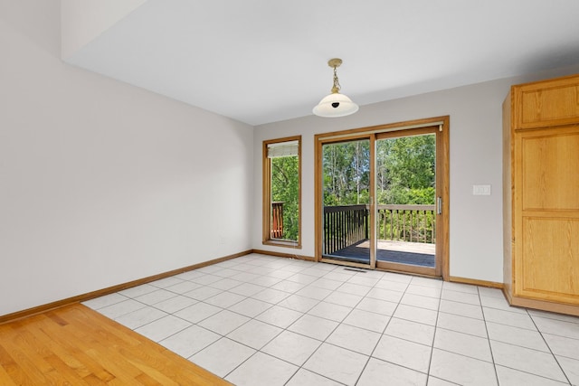 818 Metz Ln, Rockton, IL 61072 - unfurnished room featuring baseboards