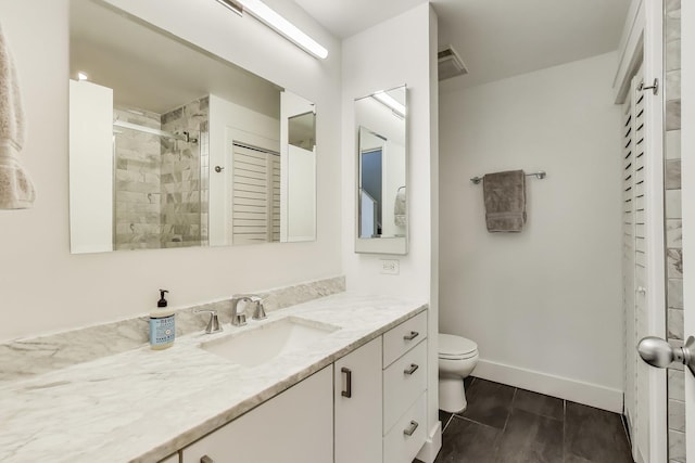 1720 N Marshfield Ave Unit 108, Chicago, IL 60622 - full bathroom with vanity and tiled shower