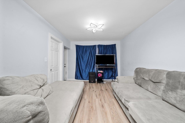 4532 S Laflin St, Chicago, IL 60609 - living area with light wood-style flooring