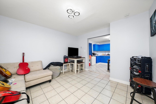 4532 S Laflin St, Chicago, IL 60609 - living room featuring light tile patterned flooring
