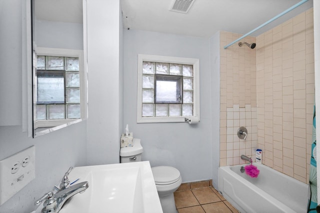 4532 S Laflin St, Chicago, IL 60609 - full bath featuring tile patterned floors, shower / bath combo, and vanity