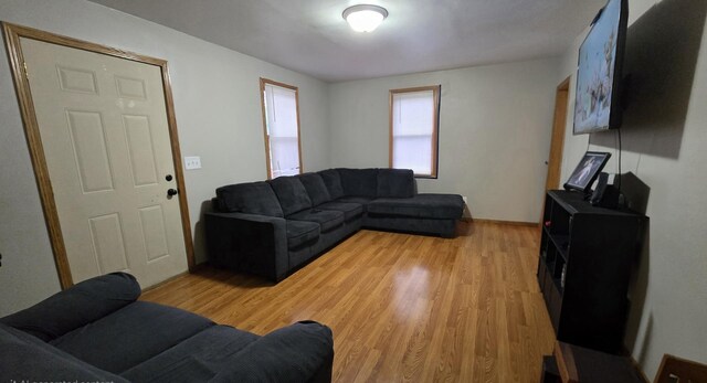 3102 10th St, Rockford, IL 61109 - photo 9
