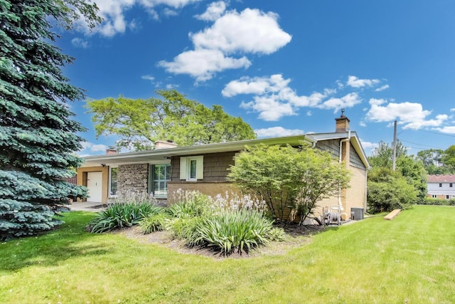 141 S Cedar St, Palatine, IL 60067 - view of front of property featuring a chimney and a front yard