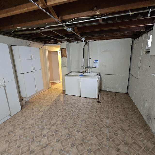 237 Pine St, Villa Park, IL 60181 - unfinished below grade area featuring light floors and a sink