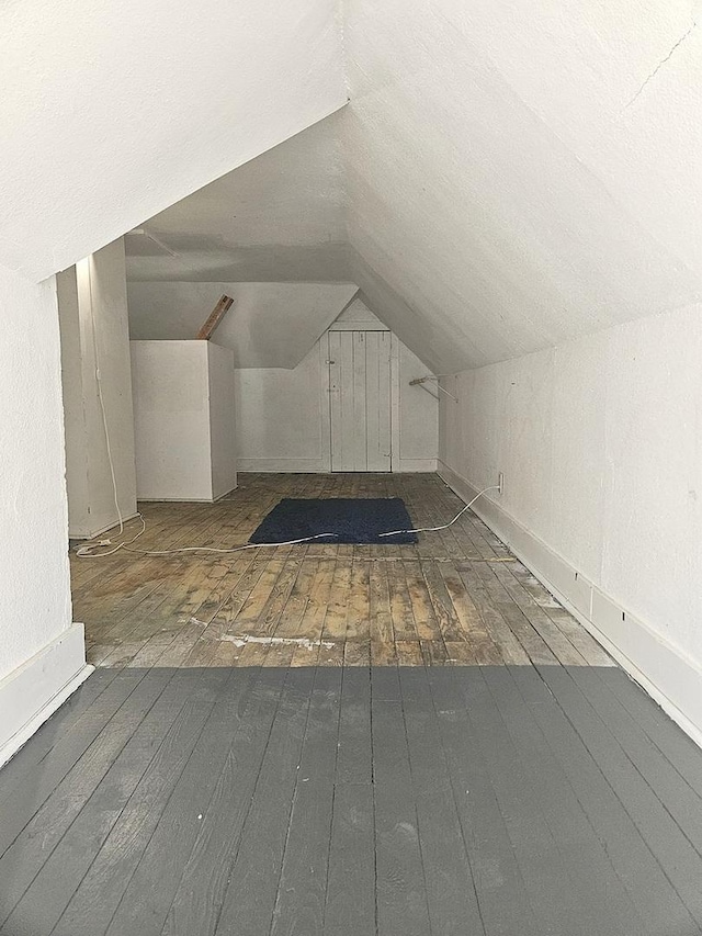 611 S Dixon Ave, Dixon, IL 61021 - bonus room with wood-type flooring and vaulted ceiling