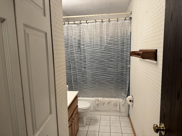 662 Berwick Pl, Roselle, IL 60172 - full bath with vanity, shower / bath combination with curtain, tile patterned floors, wallpapered walls, and a textured ceiling