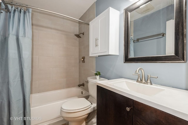 806 S May St, Chicago, IL 60607 - bathroom with shower / bath combination with curtain and vanity