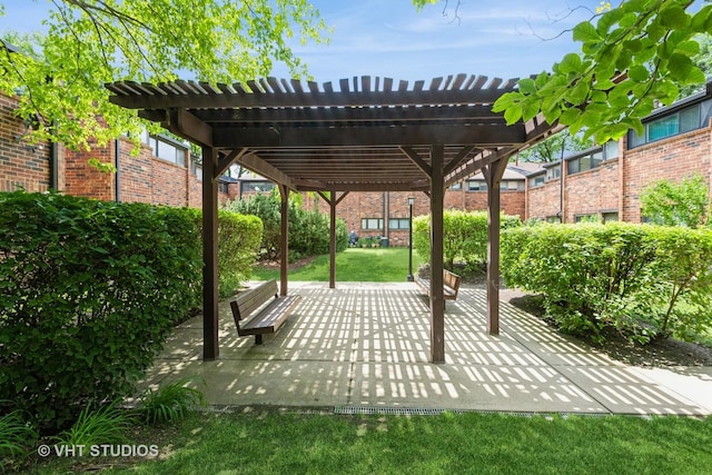 806 S May St, Chicago, IL 60607 - view of patio featuring a pergola