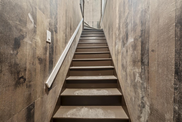 1532 S Homan Ave, Chicago, IL 60623 - view of staircase