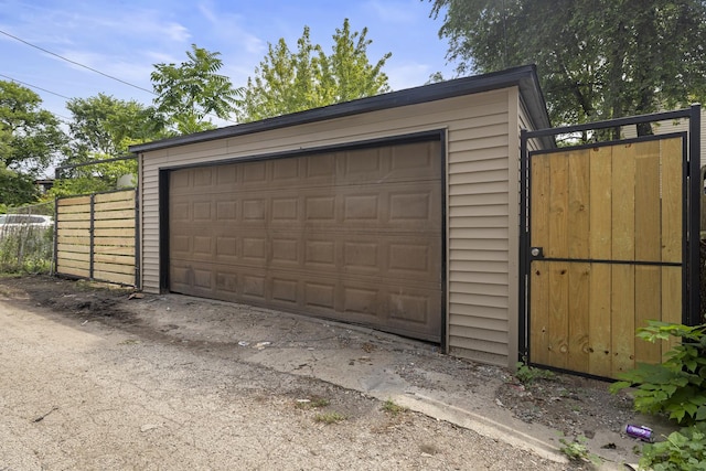 1532 S Homan Ave, Chicago, IL 60623 - view of detached garage