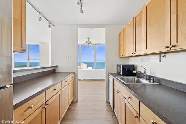 655 W Irving Park Rd Unit 2602, Chicago, IL 60613 - photo 11