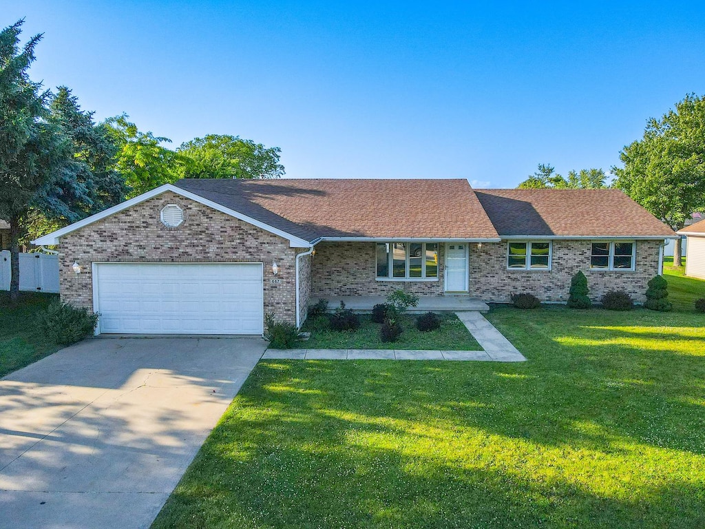 447 Water Tower Rd S, Manteno, IL 60950 - photo 1