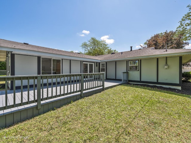 622 Pleasant Pl, Streamwood, IL 60107 - back of property featuring a yard and a deck