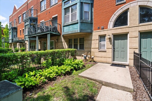 4518 S Woodlawn Ave Unit 4518, Chicago, IL 60653 - property entrance featuring brick siding