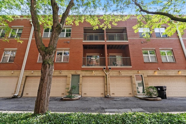 4518 S Woodlawn Ave Unit 4518, Chicago, IL 60653 - view of building exterior