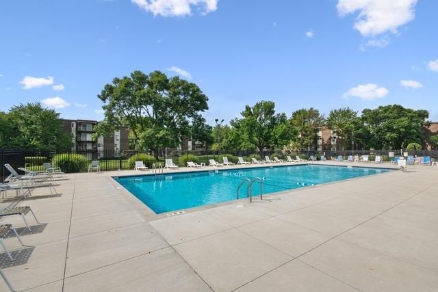 1321 S Finley Rd Unit 108, Lombard, IL 60148 - community pool featuring a patio