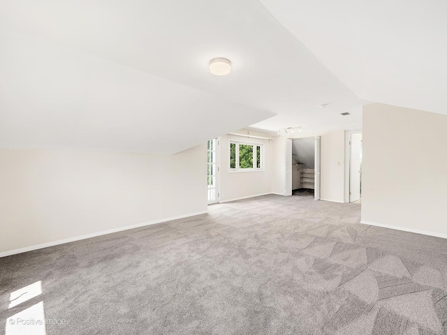 118 Burlington Ave, Clarendon Hills, IL 60514 - bonus room with vaulted ceiling and carpet