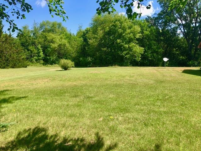 29176 Terra Vista Dr, Rock Falls, IL 61071 - view of grassy yard