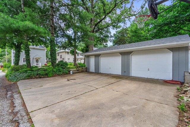 311 Nicholson St, Joliet, IL 60435 - view of detached garage
