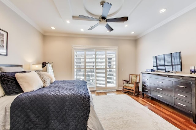 2011 W Huron St, Chicago, IL 60612 - bedroom with light wood finished floors, access to outside, crown molding, recessed lighting, and a ceiling fan