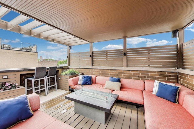 2011 W Huron St, Chicago, IL 60612 - deck with an outdoor living space