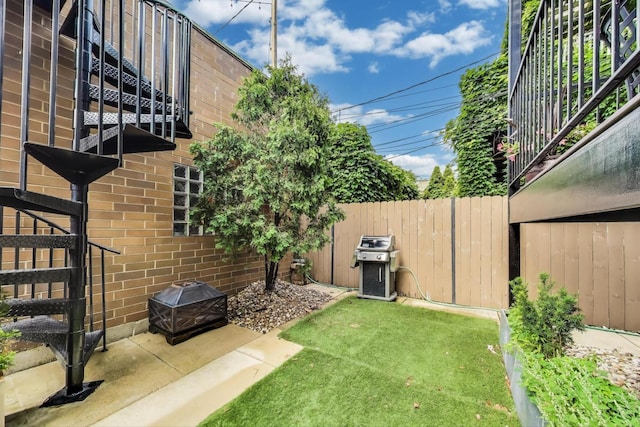 2011 W Huron St, Chicago, IL 60612 - view of yard