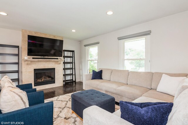 1015 Warwick Cir N, Hoffman Estates, IL 60169 - photo 3