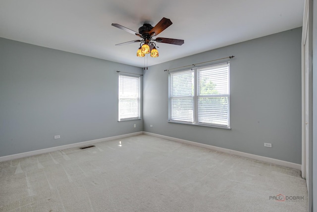 2208 Sanctuary Ct, Gurnee, IL 60031 - unfurnished room featuring a ceiling fan and light carpet