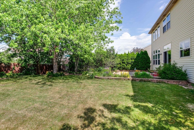 2208 Sanctuary Ct, Gurnee, IL 60031 - view of yard