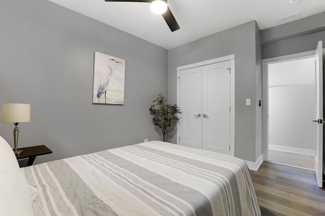 1538 W 21st St Unit 1, Chicago, IL 60608 - bedroom with wood finished floors, ceiling fan, and a closet