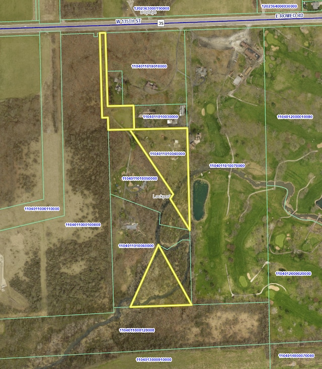 17365 W 135th St, Lockport, IL 60441 - aerial map of property and surrounding area with property boundaries highlighted